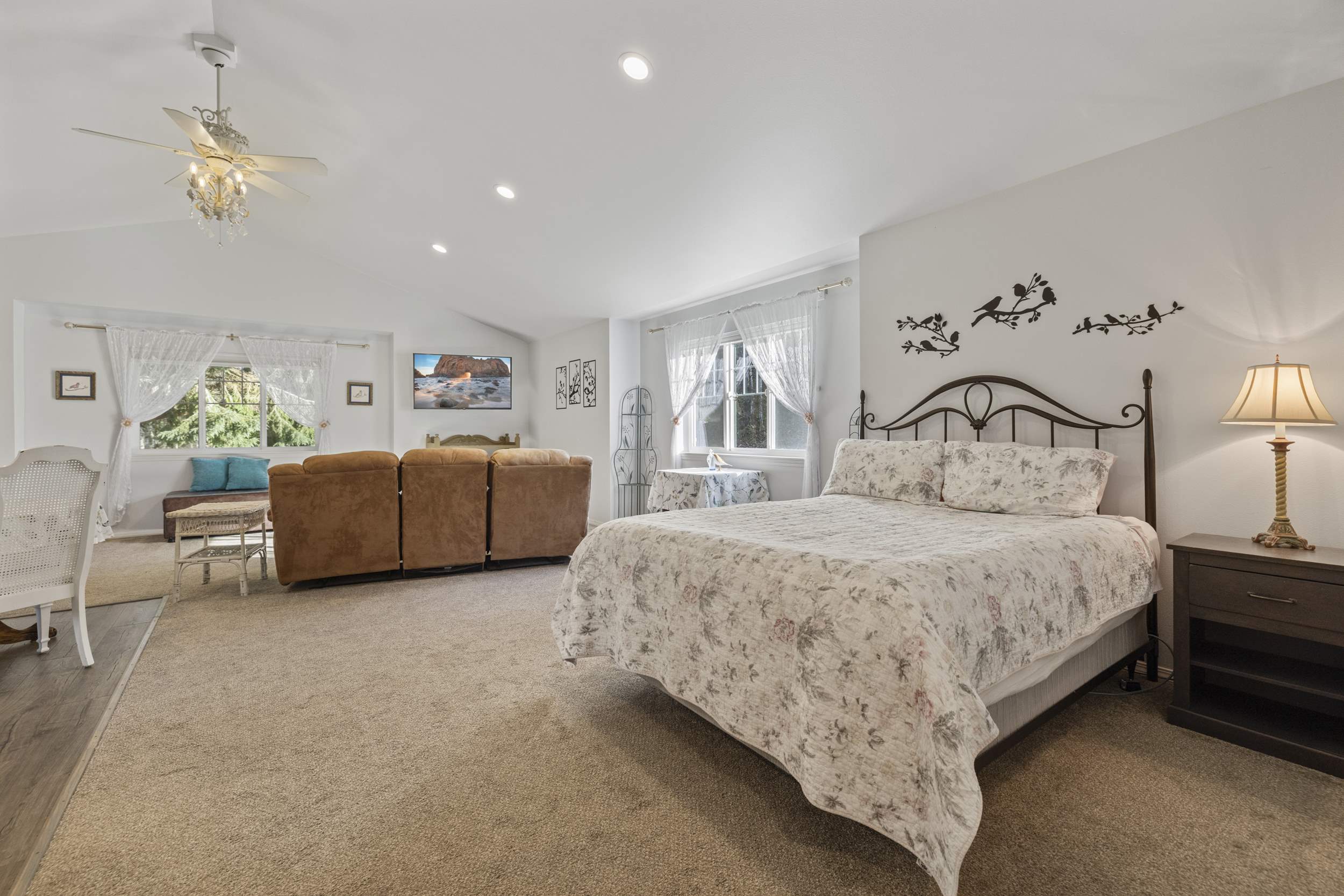 22068 McMurray Shore Drive, Mount Vernon, WA 98274