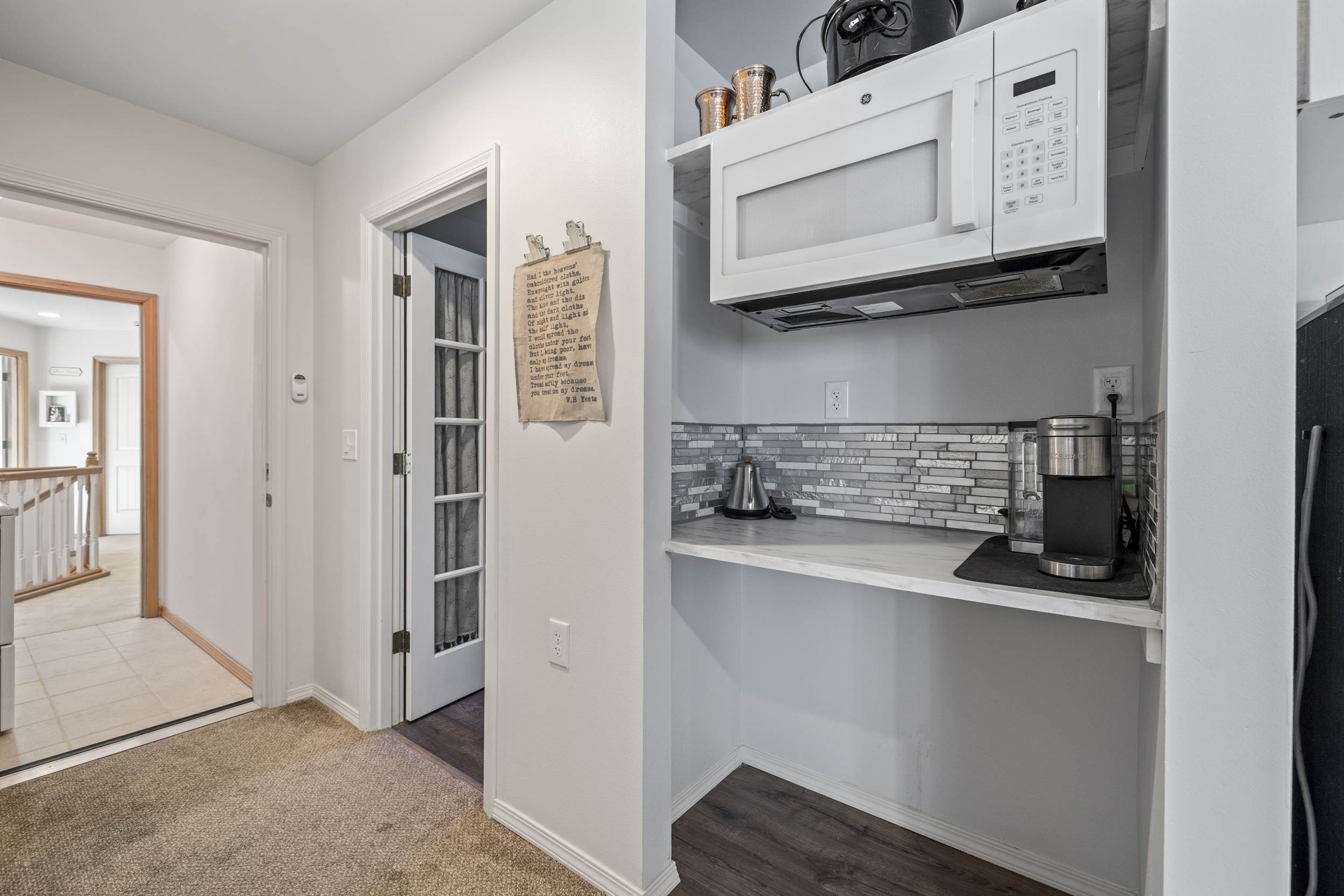 22068 McMurray Shore Drive, Mount Vernon, WA 98274