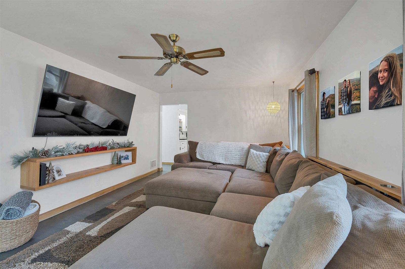 915 Colonial Avenue, Green Bay, WI 54304