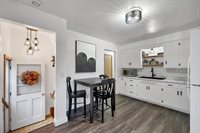 915 Colonial Avenue, Green Bay, WI 54304