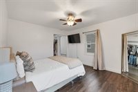 915 Colonial Avenue, Green Bay, WI 54304