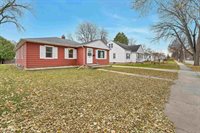 915 Colonial Avenue, Green Bay, WI 54304
