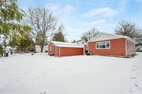 915 Colonial Avenue, Green Bay, WI 54304