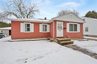 915 Colonial Avenue, Green Bay, WI 54304