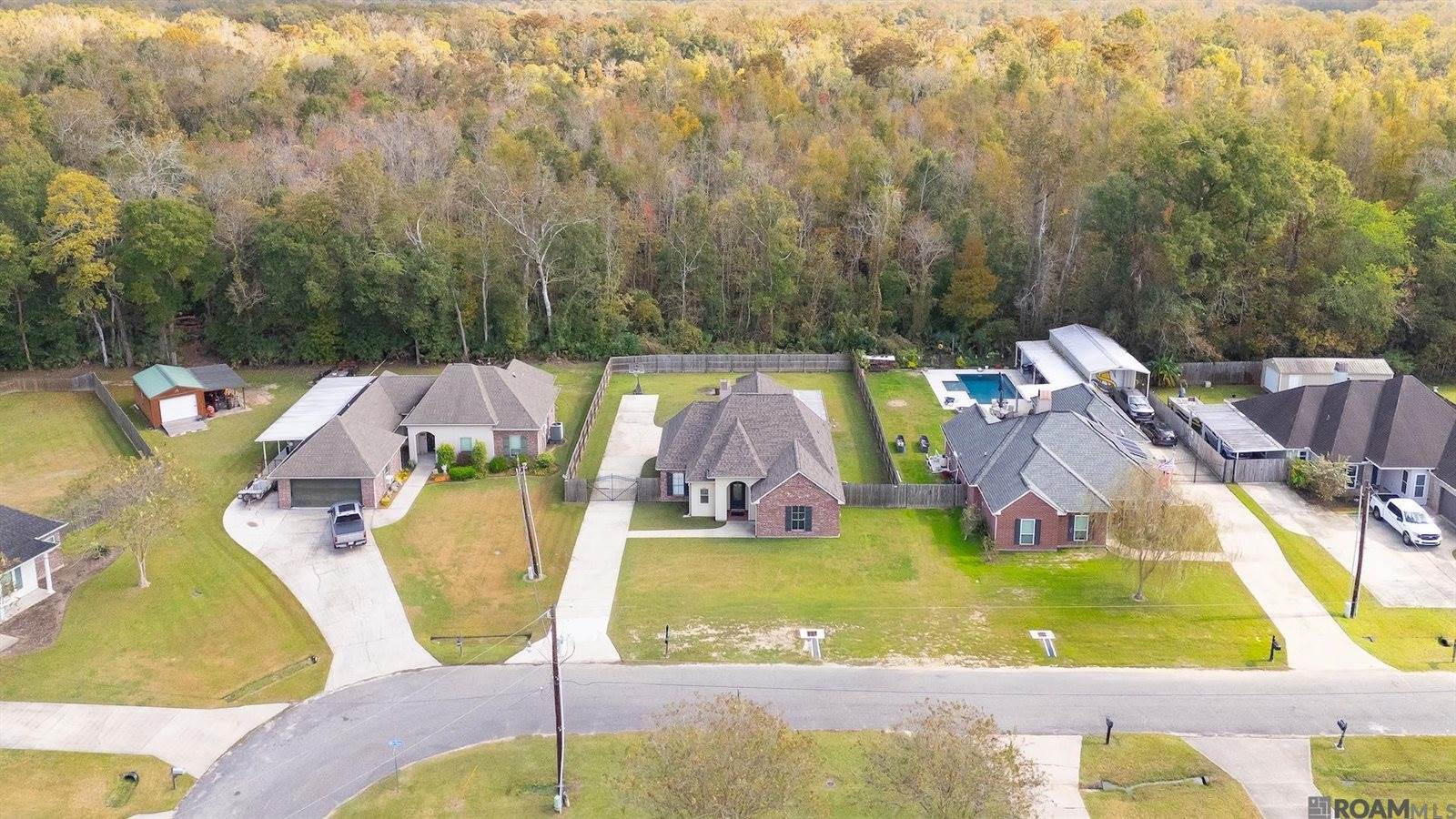 8506 M's Cv, Sorrento, LA 70778