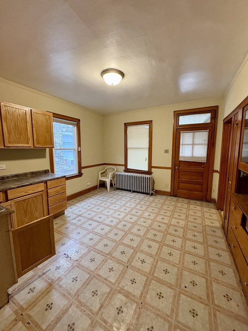 7036 South Artesian Avenue, Chicago, IL 60629