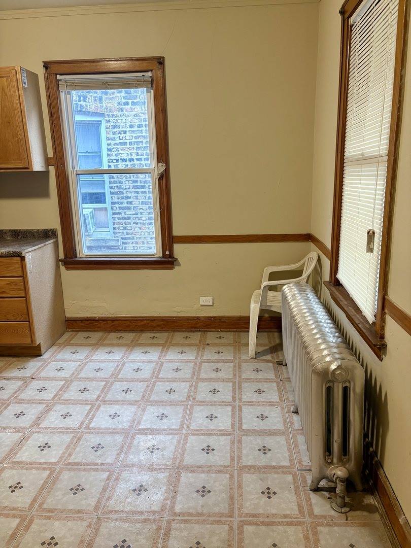 7036 South Artesian Avenue, Chicago, IL 60629
