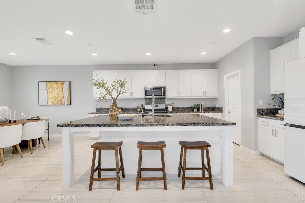 18348 Cachet, Canyon Country, CA 91350