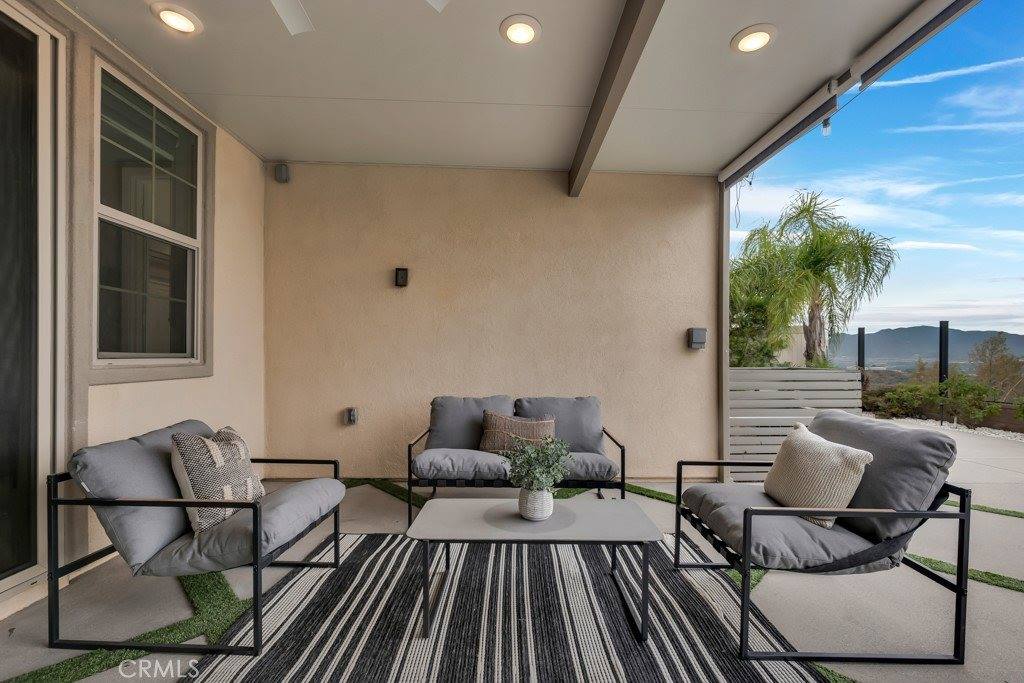 18348 Cachet, Canyon Country, CA 91350