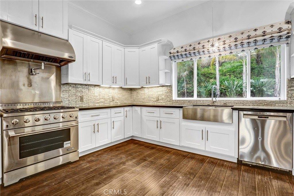 22202 Avenue San Luis, Woodland Hills, CA 91364