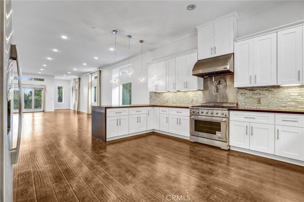 22202 Avenue San Luis, Woodland Hills, CA 91364