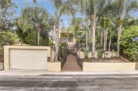 22202 Avenue San Luis, Woodland Hills, CA 91364