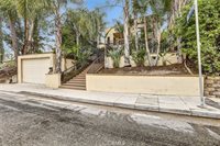 22202 Avenue San Luis, Woodland Hills, CA 91364
