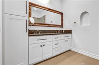 22202 Avenue San Luis, Woodland Hills, CA 91364