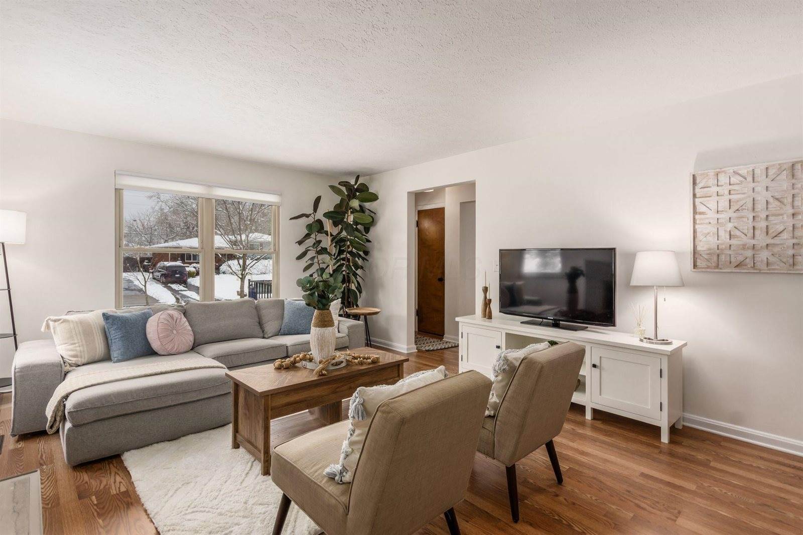 261 South Kellner Road, Columbus, OH 43209