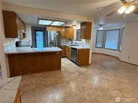 8220 Lake Forest Drive SE, Lacey, WA 98503