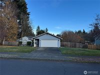 8220 Lake Forest Drive SE, Lacey, WA 98503