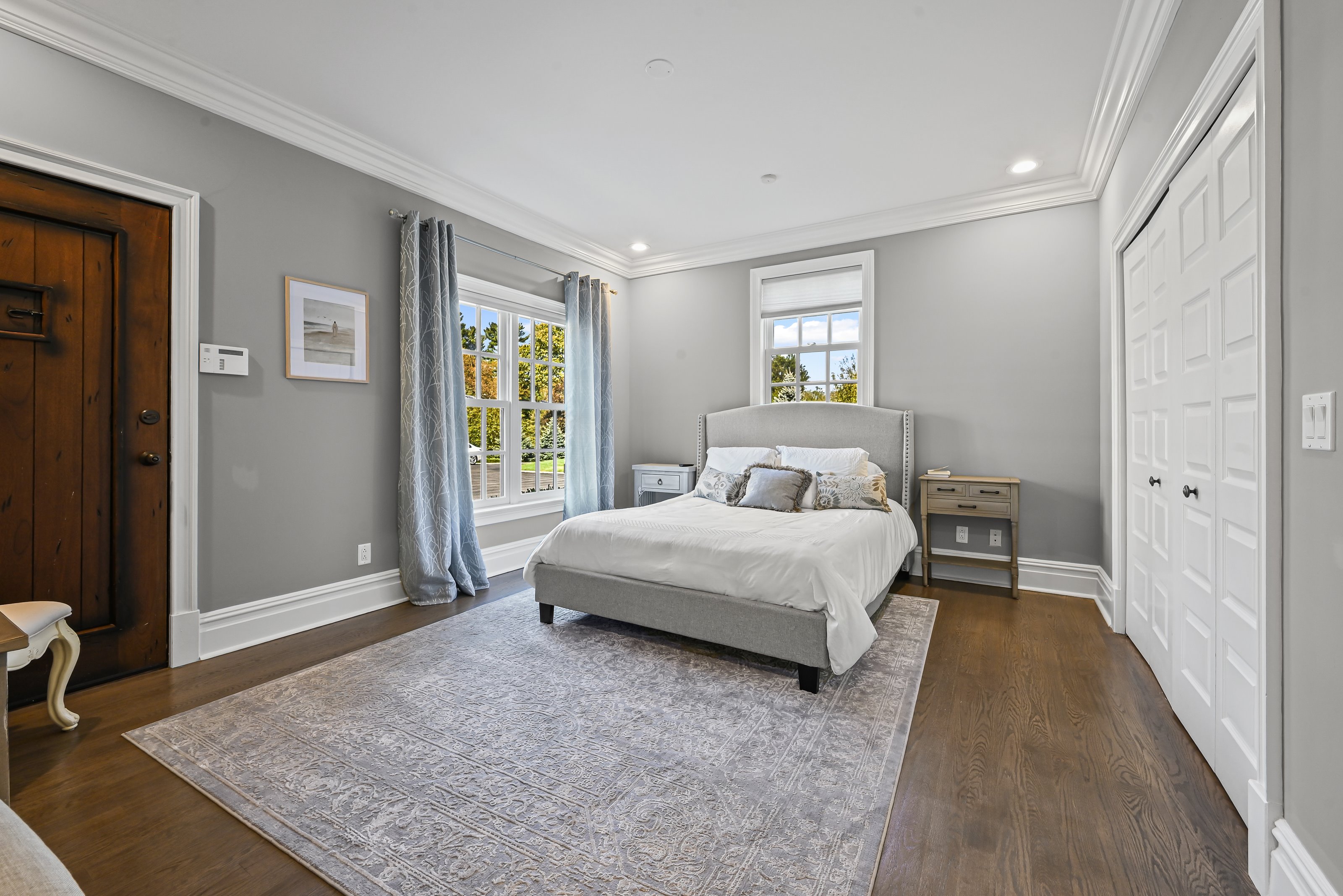 15 High Ridge Lane, Oyster Bay, NY 11560