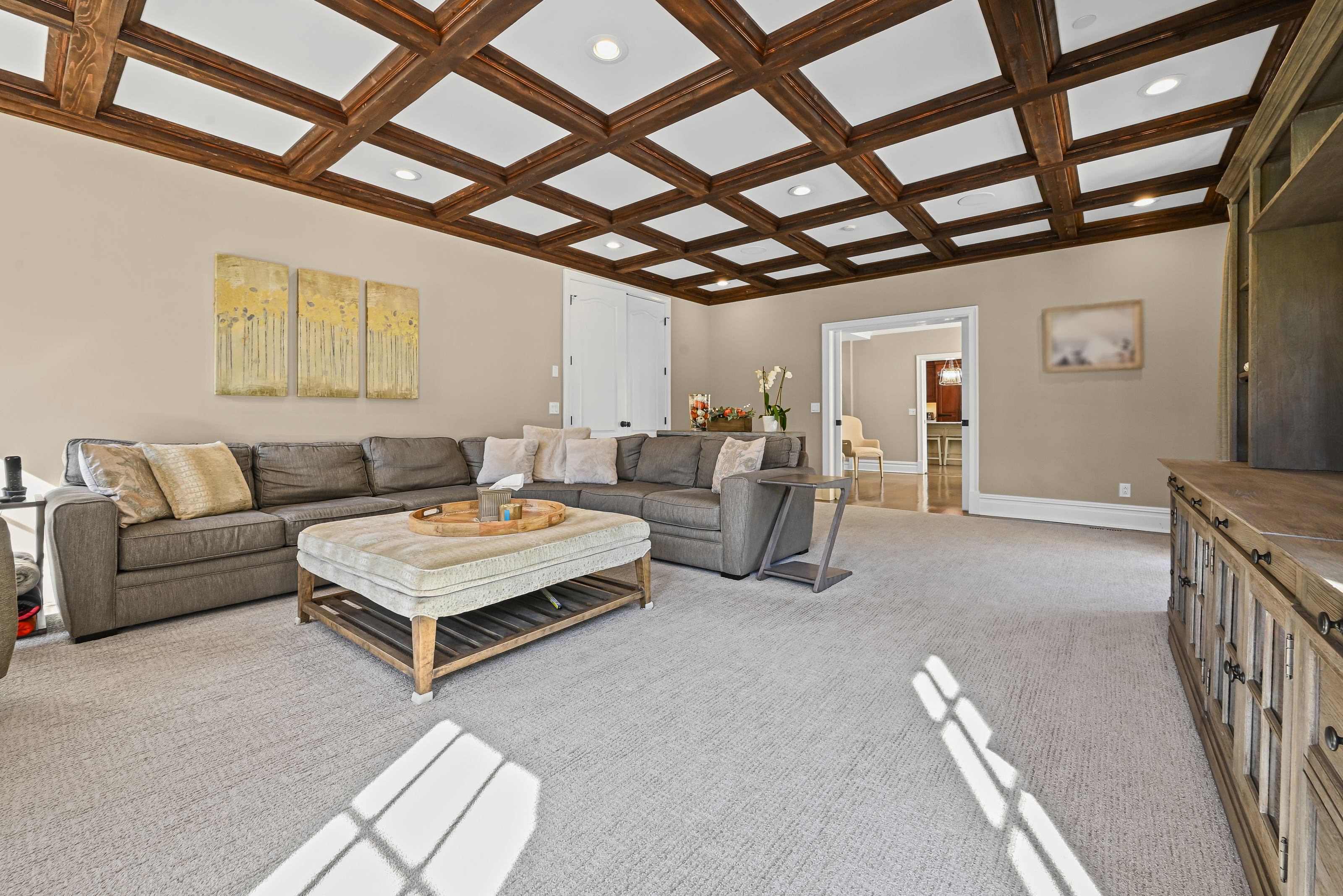 15 High Ridge Lane, Oyster Bay, NY 11560