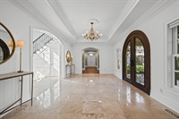 15 High Ridge Lane, Oyster Bay, NY 11560