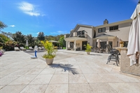 15 High Ridge Lane, Oyster Bay, NY 11560