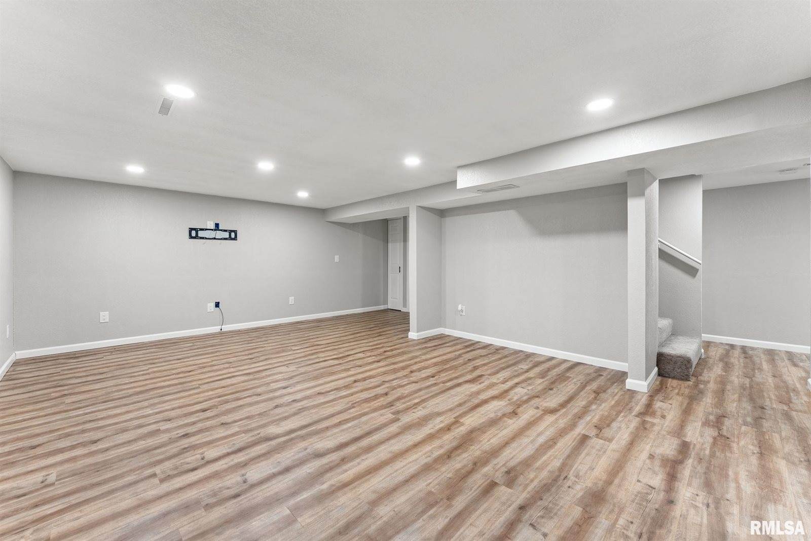 5924 Dayton Corner B Street, Colona, IL 61241