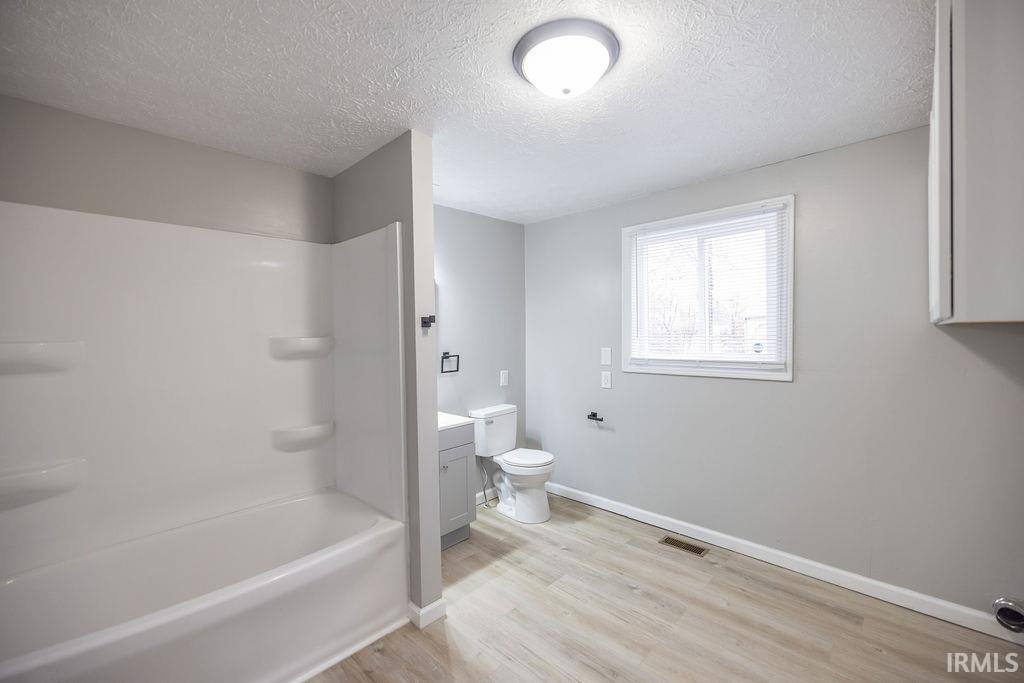 708 S Anderson Street, Elwood, IN 46036