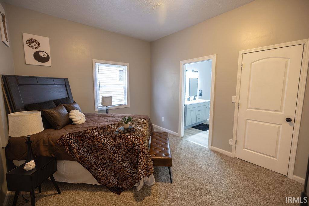 708 S Anderson Street, Elwood, IN 46036