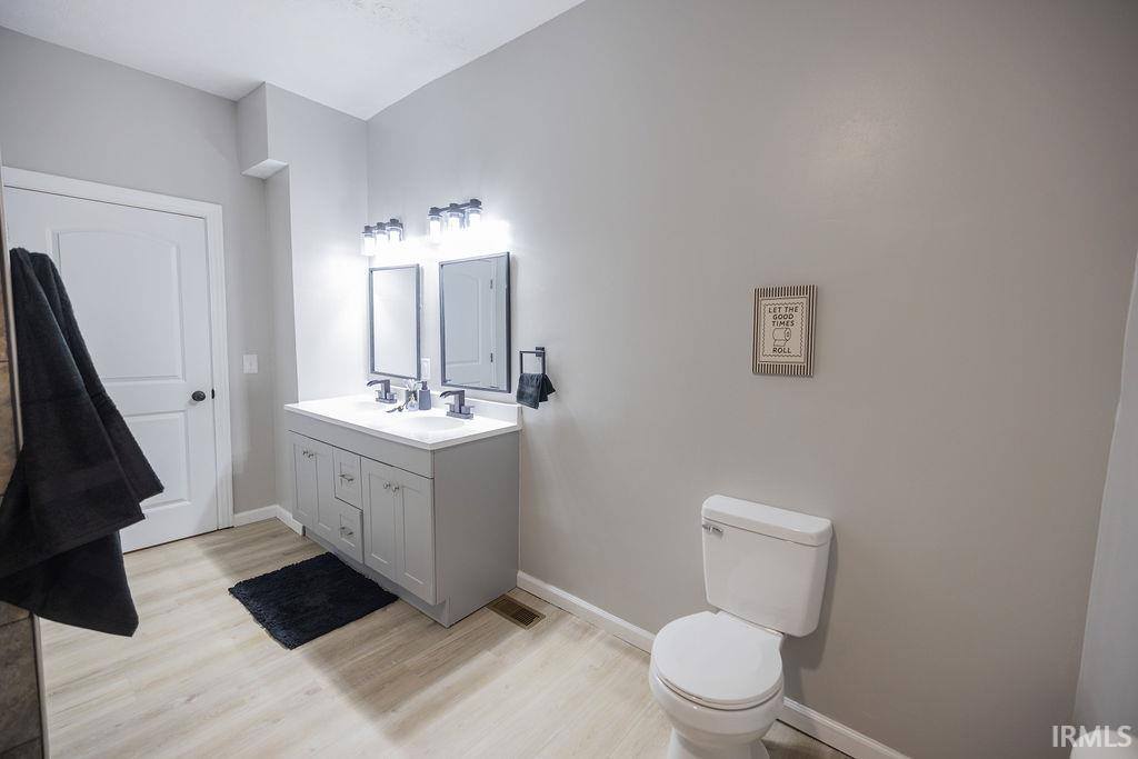 708 S Anderson Street, Elwood, IN 46036