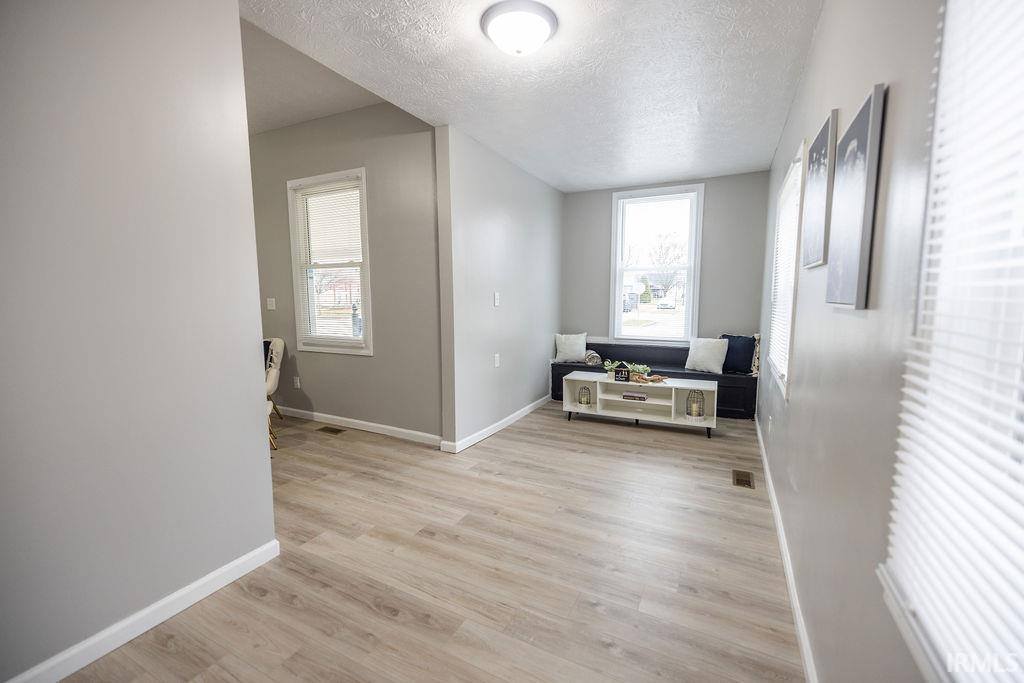 708 S Anderson Street, Elwood, IN 46036