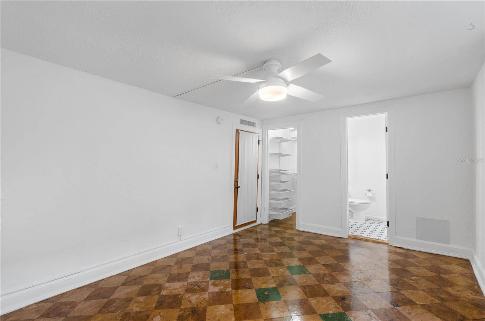 717 19TH Avenue North, Saint Petersburg, FL 33704