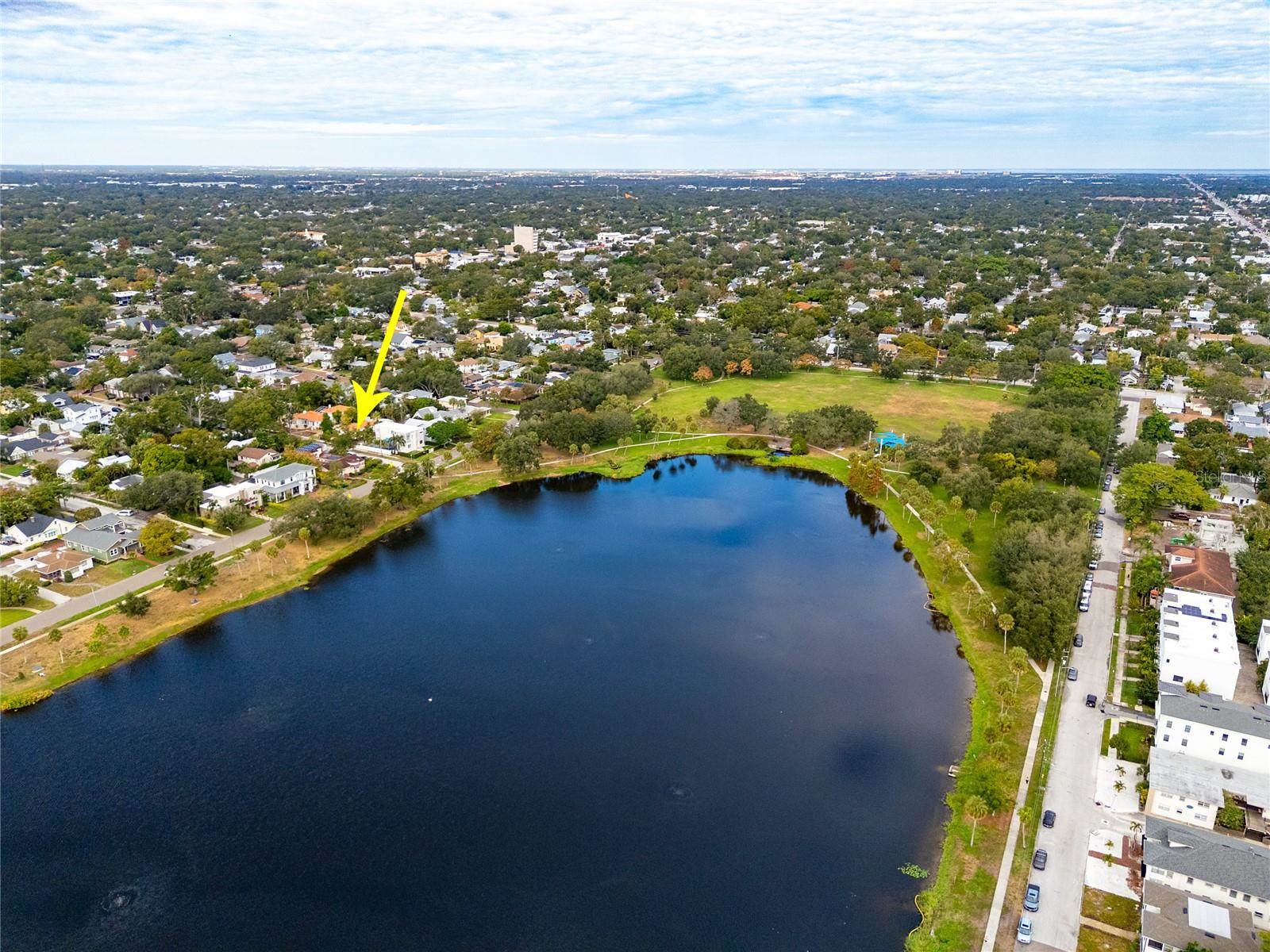 717 19TH Avenue North, Saint Petersburg, FL 33704