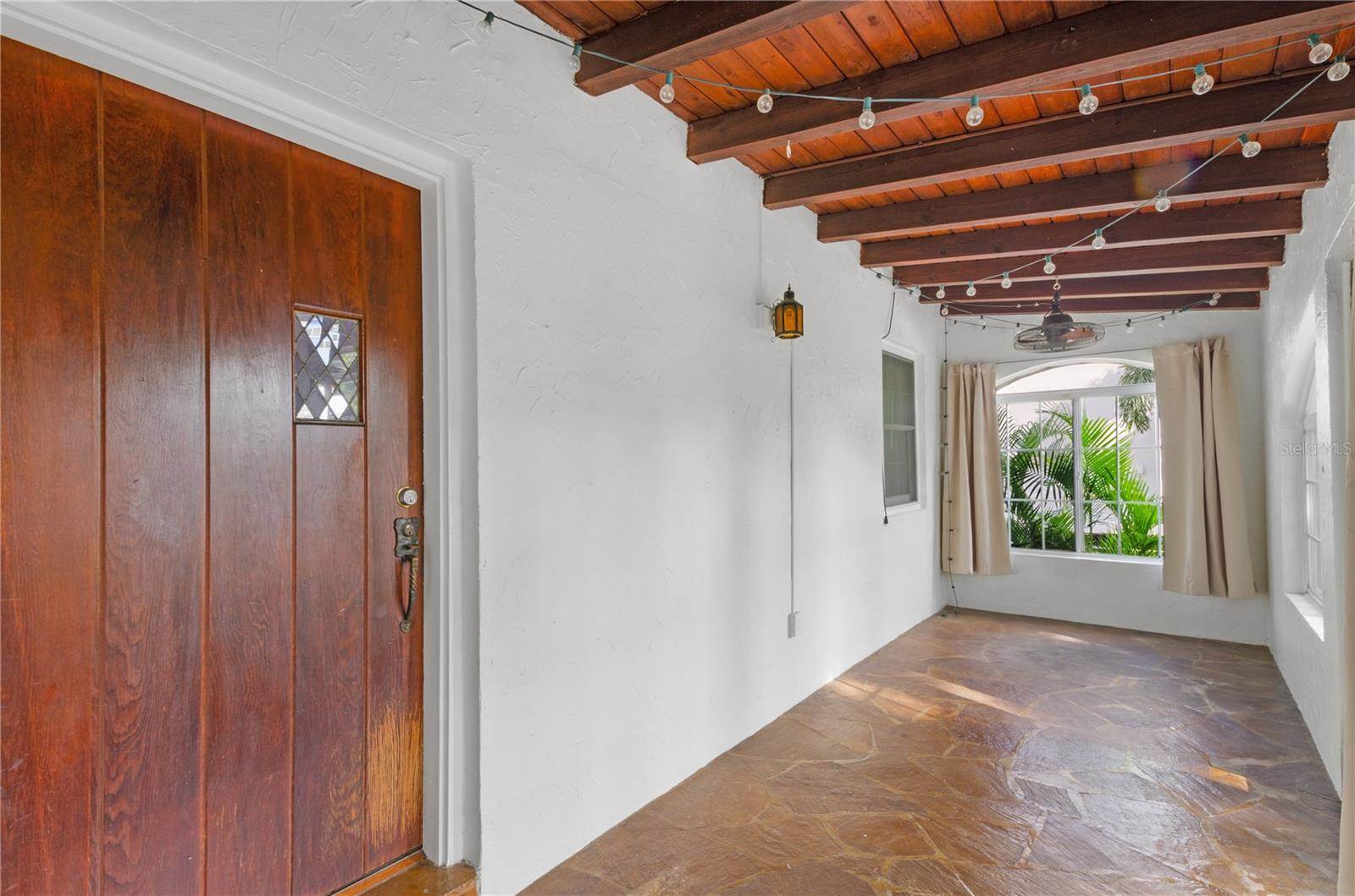 717 19TH Avenue North, Saint Petersburg, FL 33704