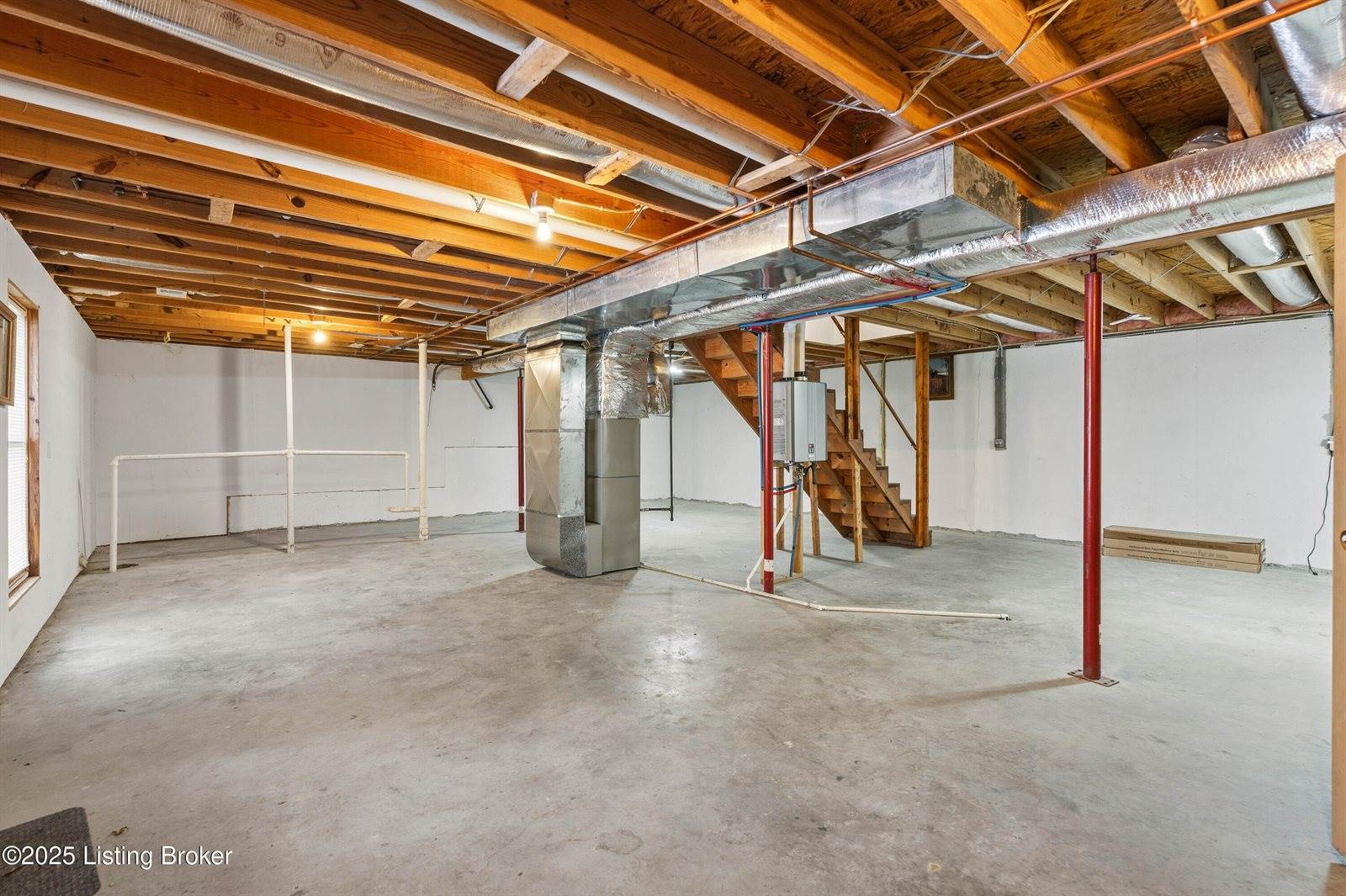 17 Bittersweet Pl, Brandenburg, KY 40108