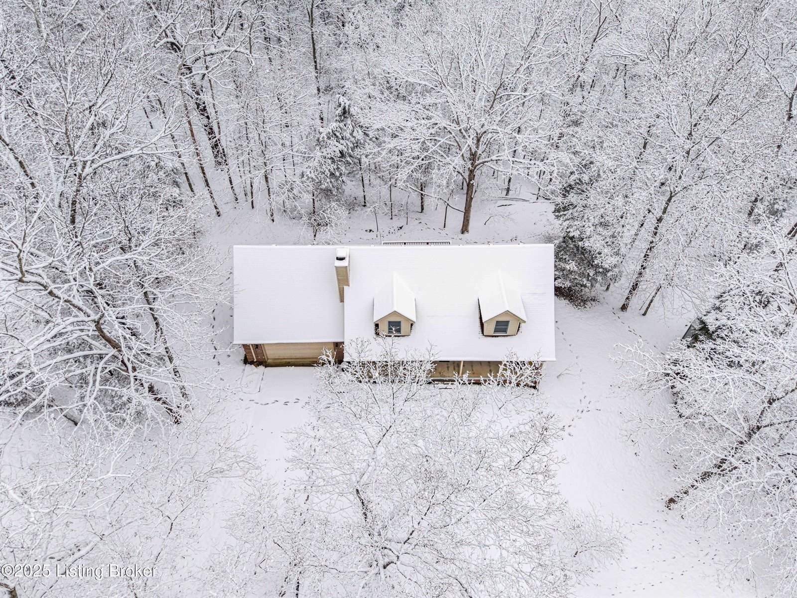 17 Bittersweet Pl, Brandenburg, KY 40108