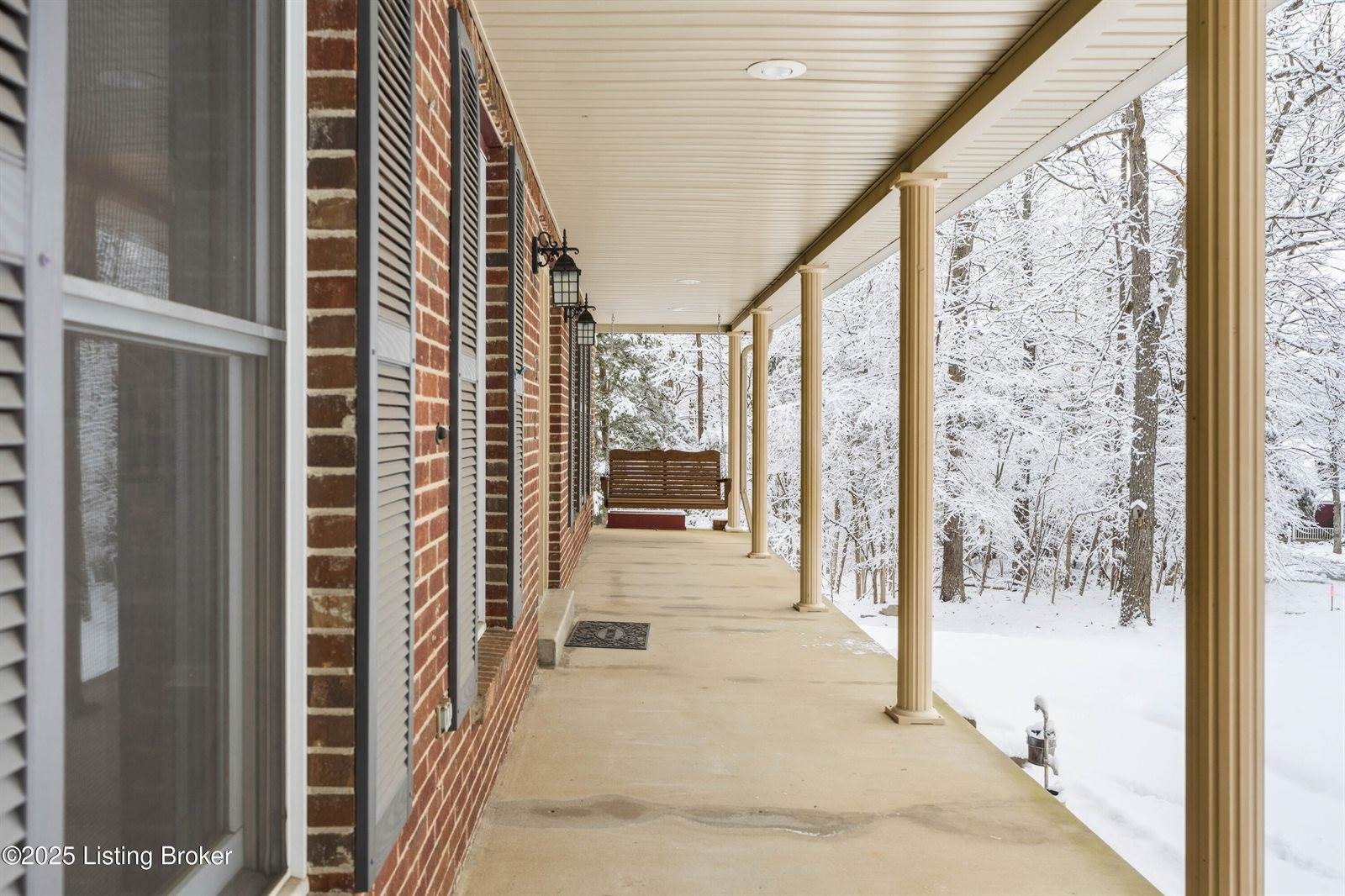 17 Bittersweet Pl, Brandenburg, KY 40108