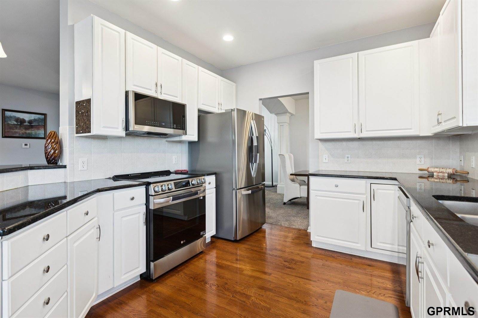 9610 South 28Th Avenue, Bellevue, NE 68147