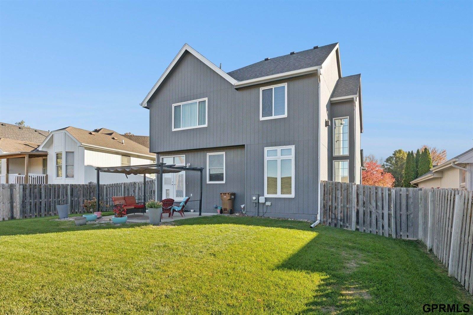 9610 South 28Th Avenue, Bellevue, NE 68147