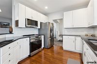 9610 South 28Th Avenue, Bellevue, NE 68147