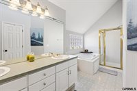 9610 South 28Th Avenue, Bellevue, NE 68147