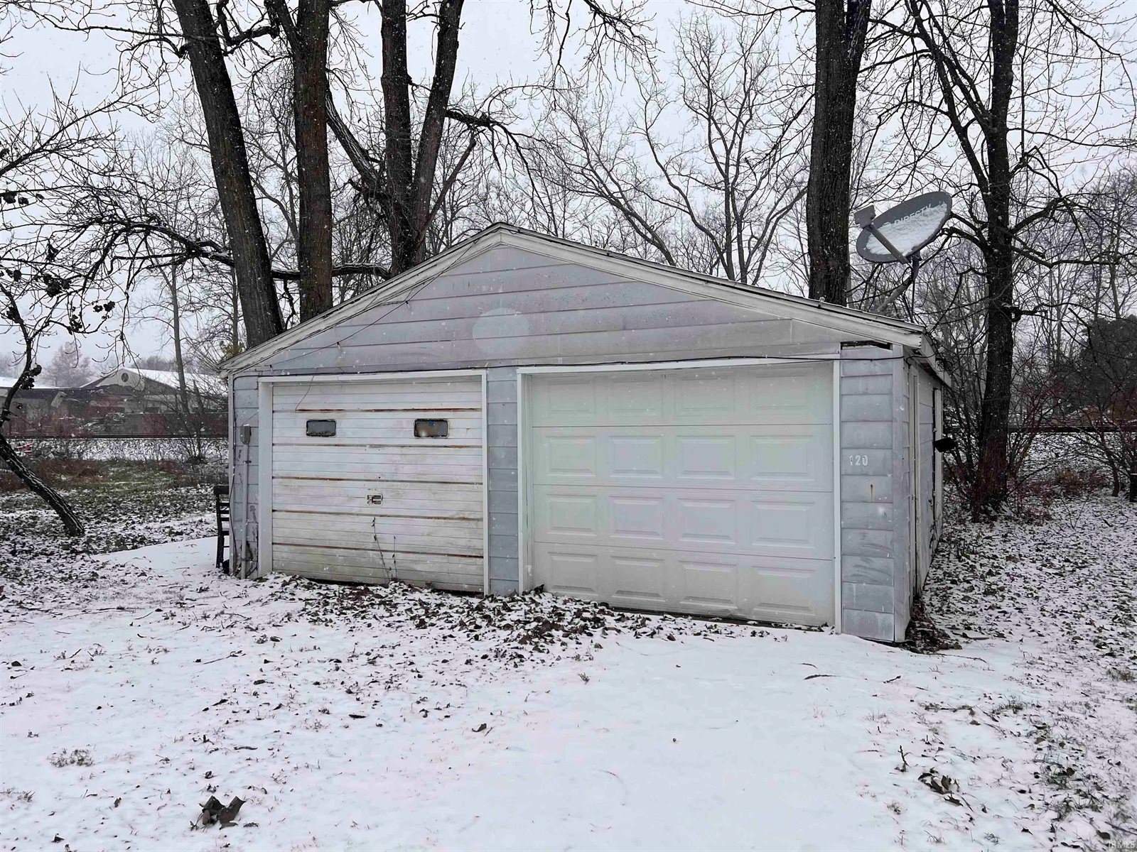 8808 W Cornbread Road, Yorktown, IN 47396