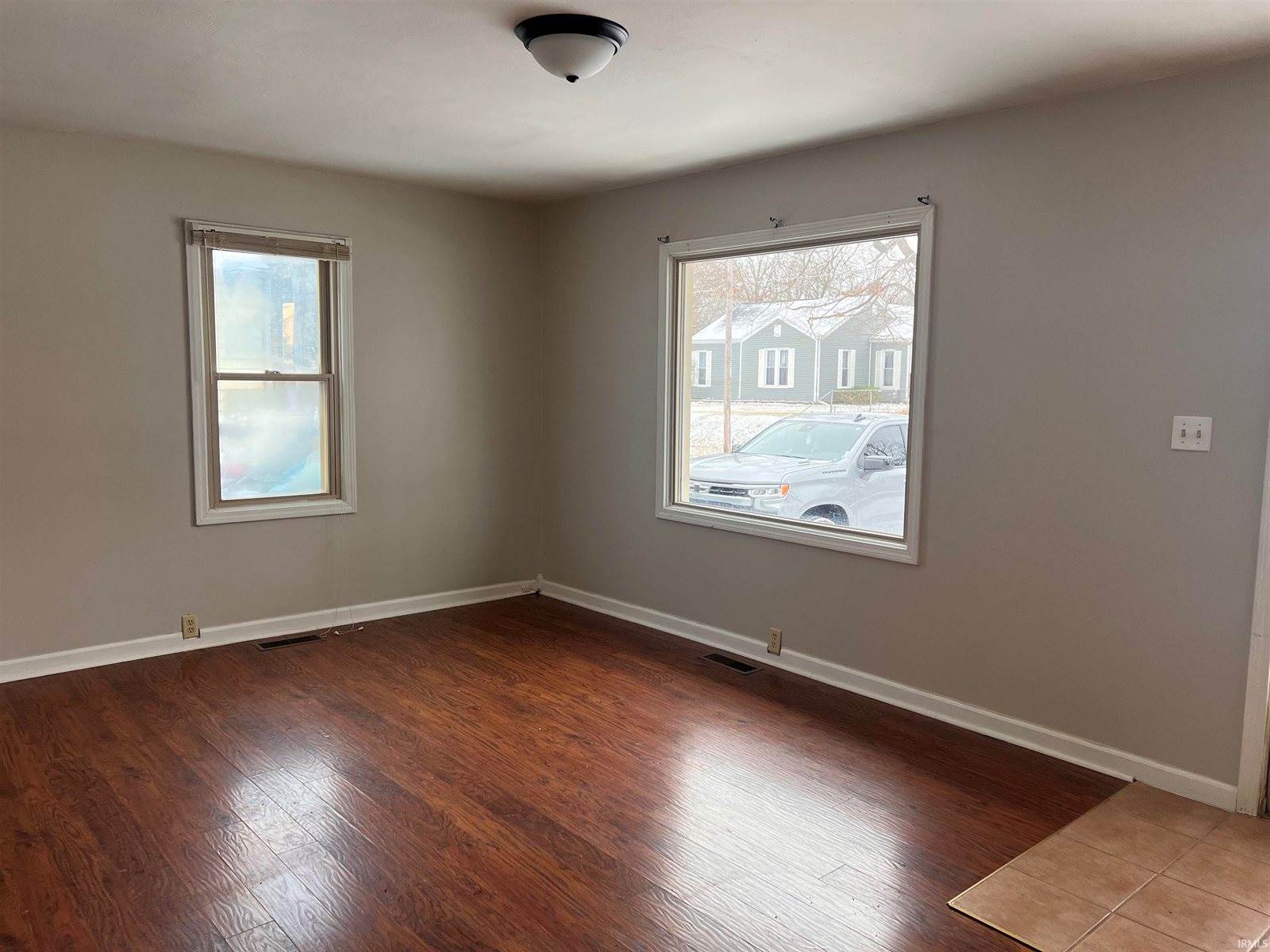 8808 W Cornbread Road, Yorktown, IN 47396