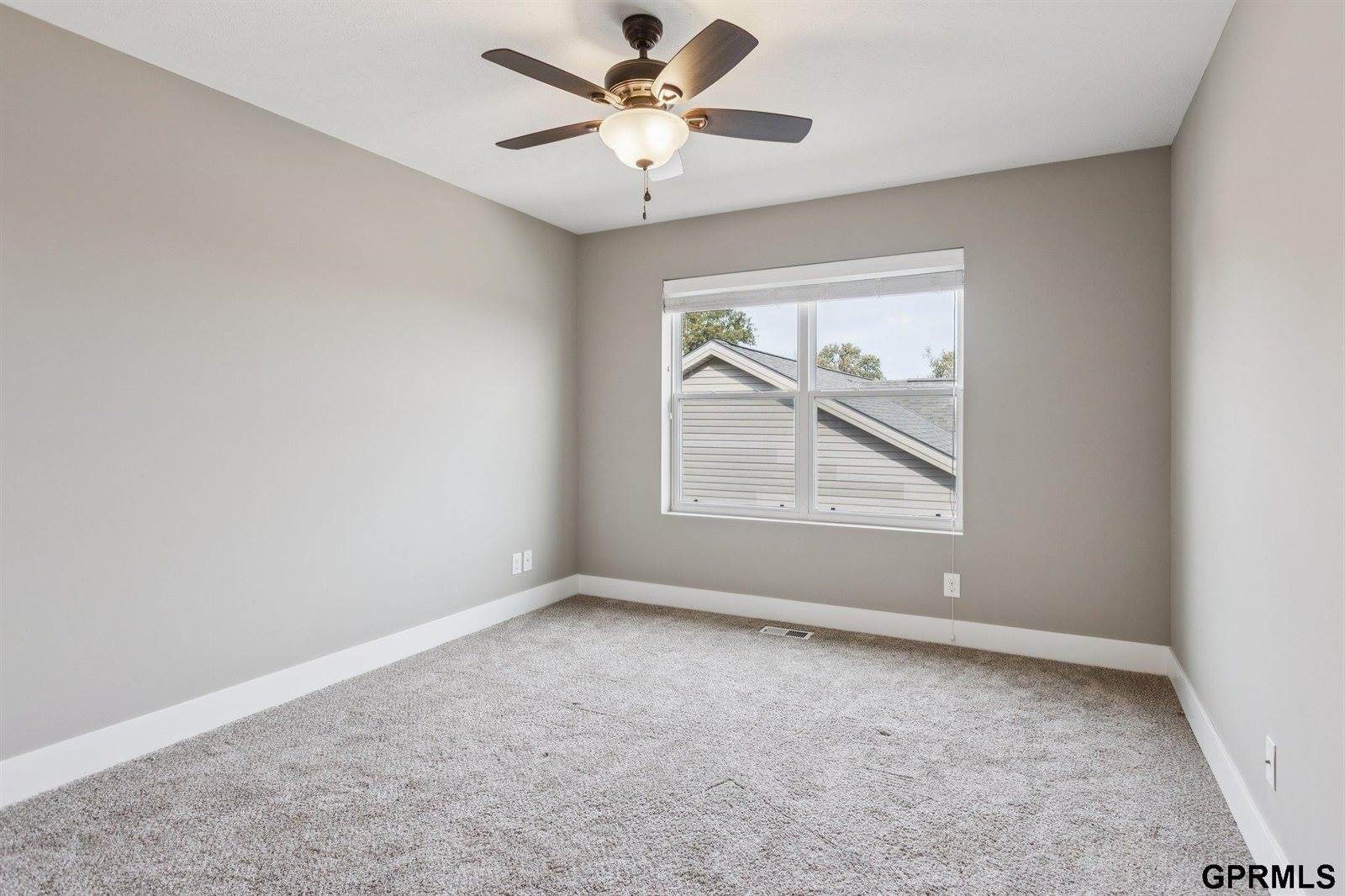 8230 Kilpatrick Parkway, Bennington, NE 68007