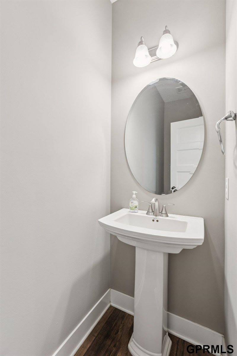 8230 Kilpatrick Parkway, Bennington, NE 68007