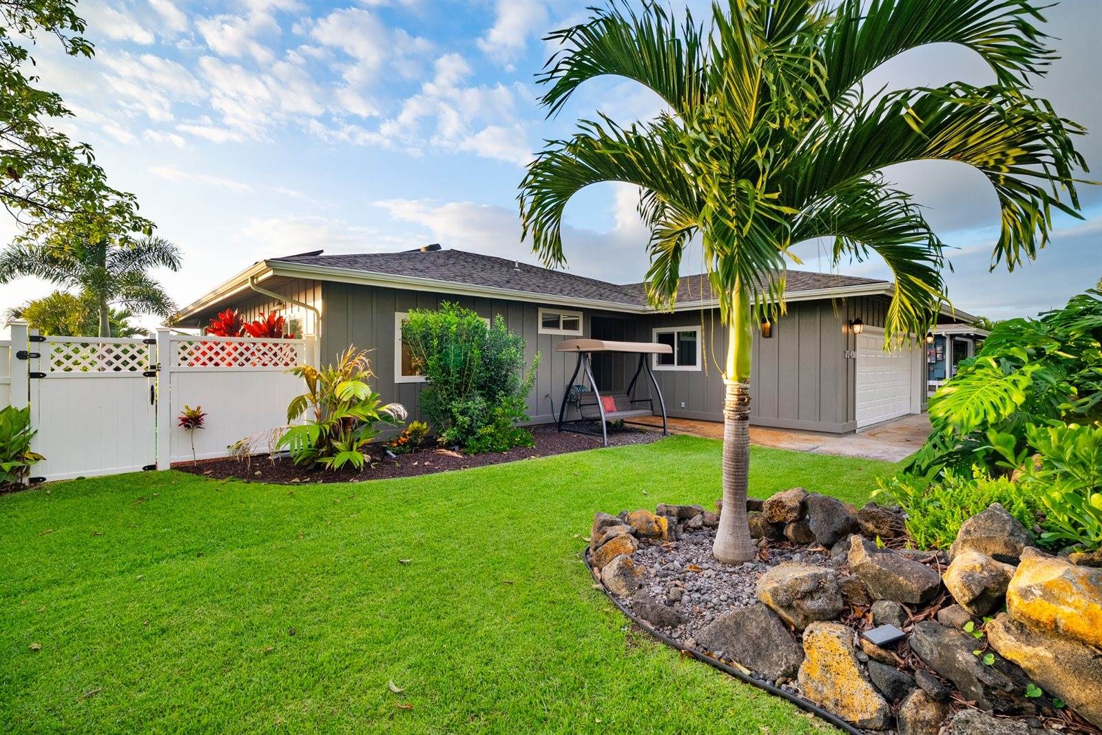 73-4368 Kapuahi St, Kailua-Kona, HI 96740
