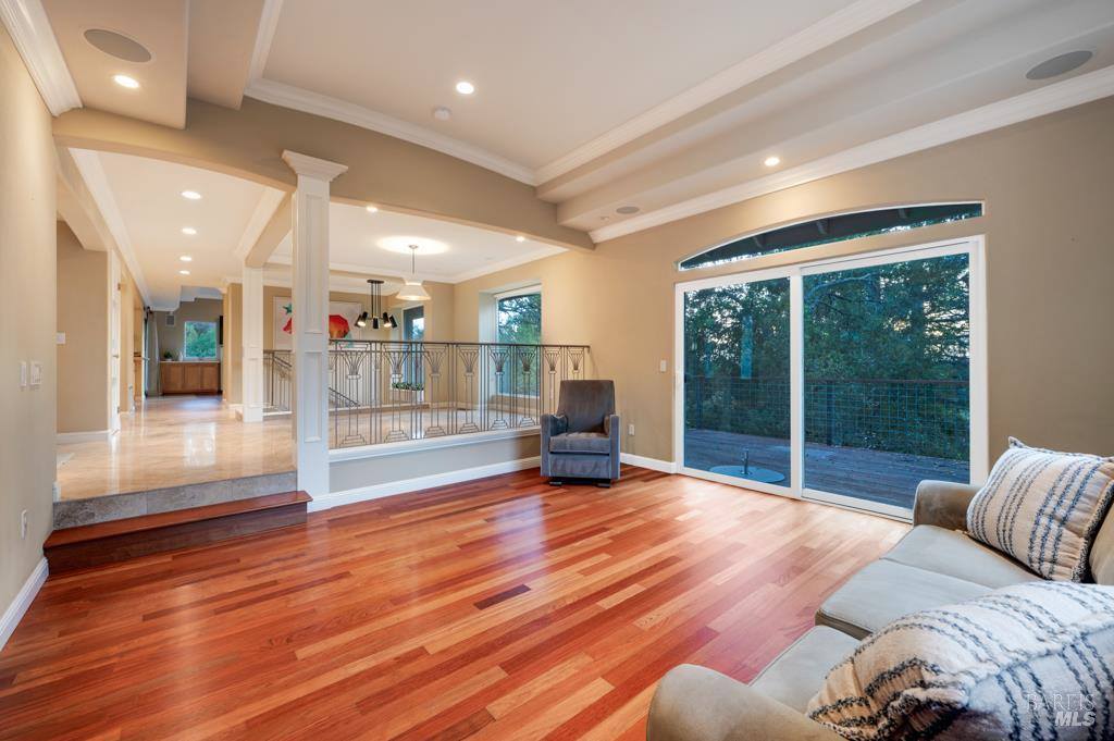 2531 Del Rosa Avenue, Santa Rosa, CA 95409