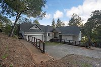 2531 Del Rosa Avenue, Santa Rosa, CA 95409