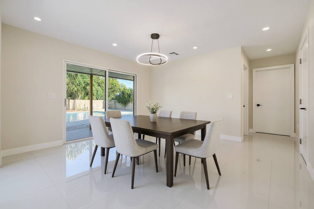 13433 Ebell St, Panorama City, CA 91402