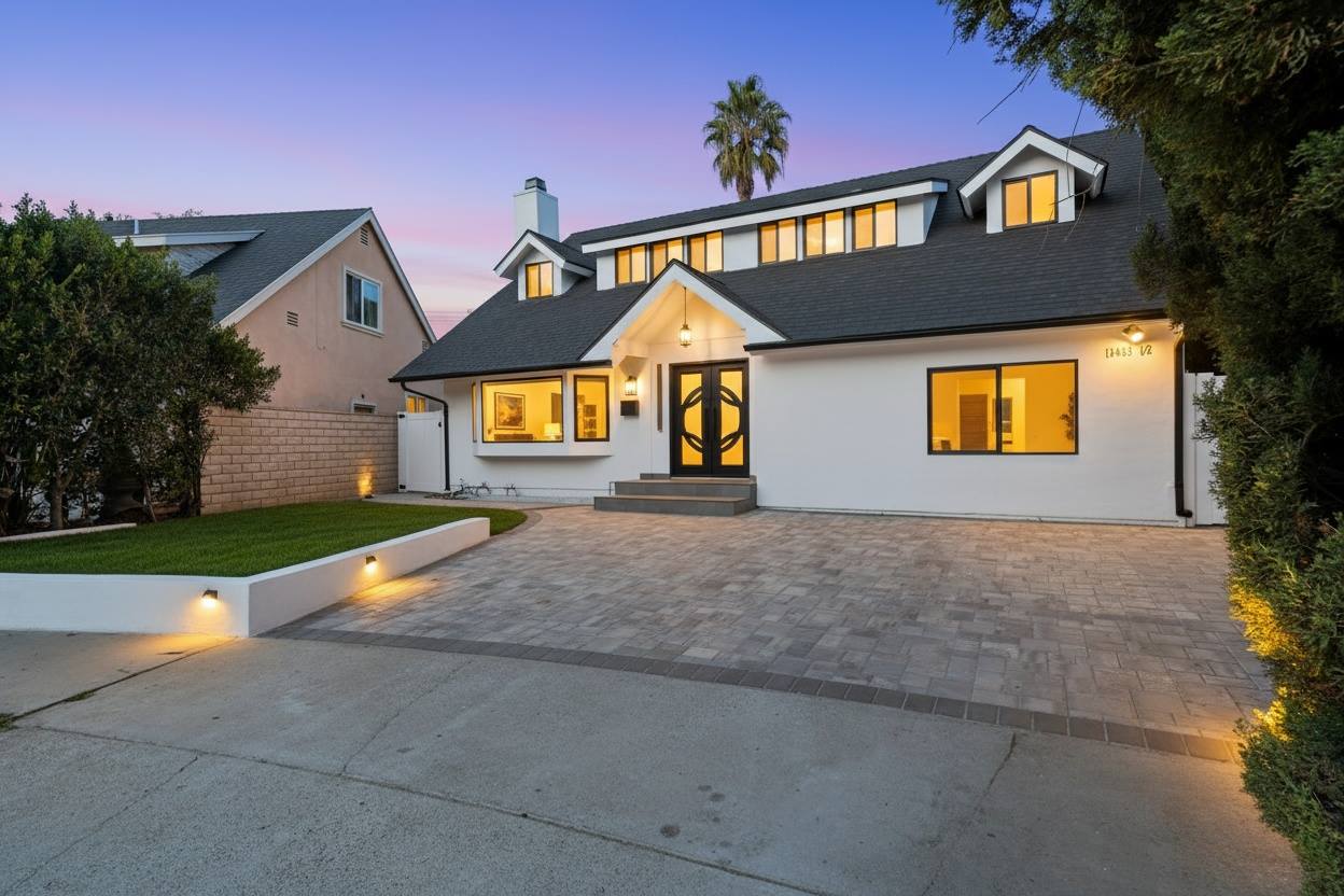 13433 Ebell St, Panorama City, CA 91402