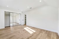 13433 Ebell St, Panorama City, CA 91402